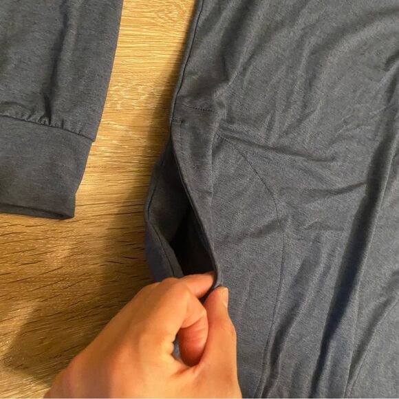 Travis Matthew Performance Quaterzip Size Medium | Golf Stretch Athletic Office - Picture 3 of 6